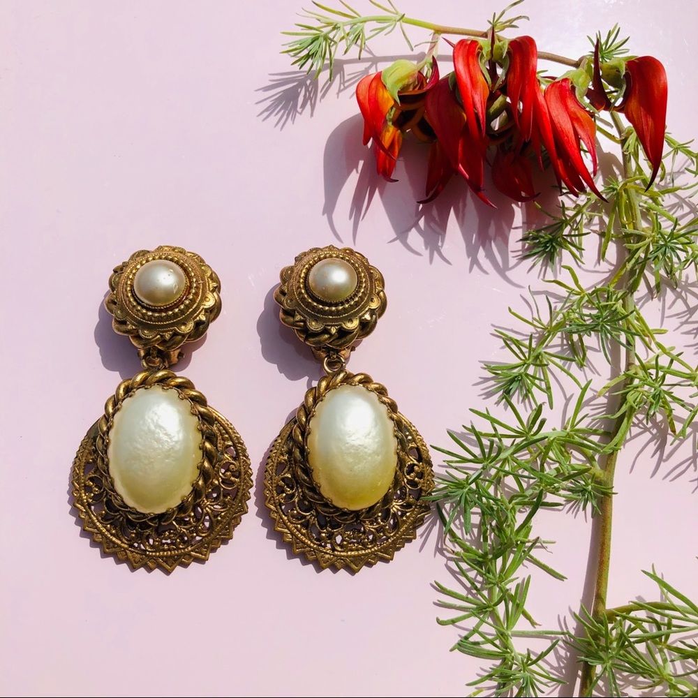 Vintage clip-on earrings